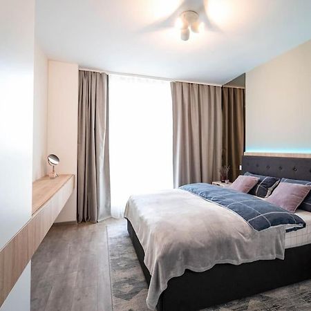 Apartment Vivalia V6, Free Private Parking Timisoara Exterior foto