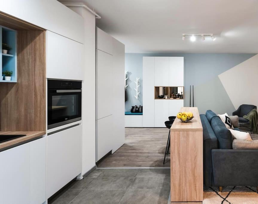 Apartment Vivalia V6, Free Private Parking Timisoara Exterior foto