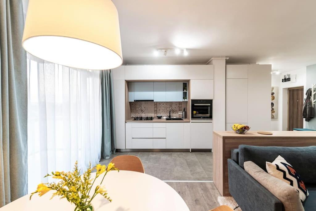 Apartment Vivalia V6, Free Private Parking Timisoara Exterior foto